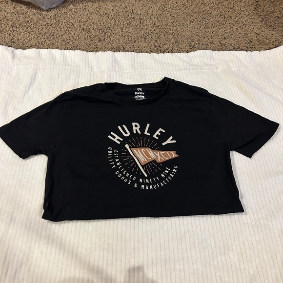 50%off w♥️ Hurley Mens graphic tee shirt black Large - Picture 1 of 2